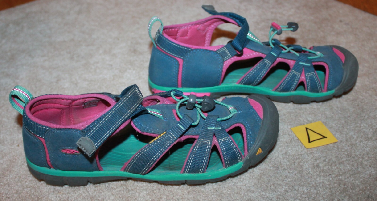 KEEN Ladies' Sz 6 CLOSED TOE SANDALS (navy pink green) EUC