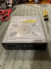 HL Data Storage DVD Writable/CD-RW Drive Model GSA-H40N