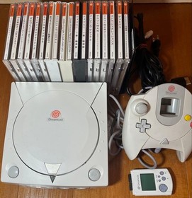Sega Dreamcast Console Set HKT‑3000 Controller VMU Cables Game Lot Tested JP 2