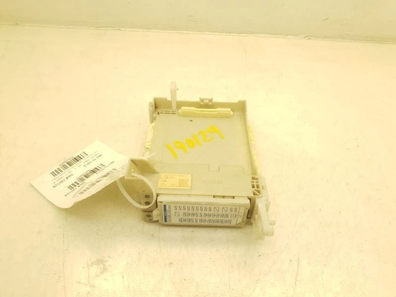 12 TOYOTA YARIS LE 1.5L CABIN FUSE BOX 1NZFE 82730-52M60-B - Image 4 of 4