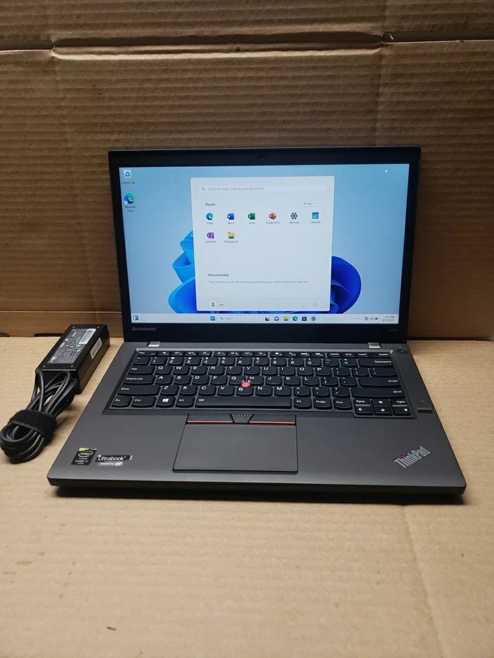 Lenovo Thinkpad T450s i5-5300U 2.3GHz 8GB RAM 1TB HDD - Image 2 of 4