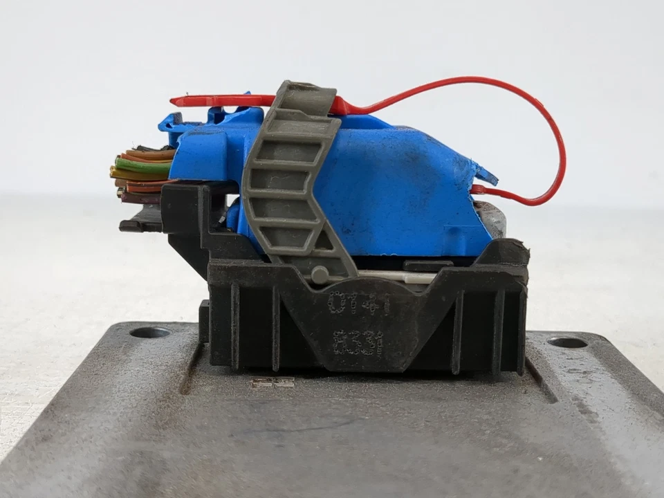 Chevrolet HHR 2009-2011 caja de fusibles caja de fusibles módulo de relé 24251062 VEYNF Foto 3 de 4