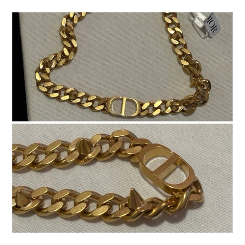 Collier chaîne Dior Danseuse Étoile ton or logo CD neuf avec dust bag