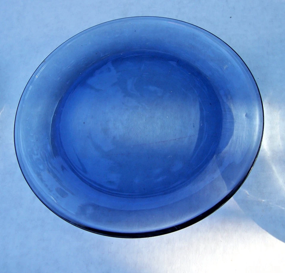 7 pratos de vidro azul cobalto 1980 pratos de salada pratos vintage 8"D - Imagem 2 de 4