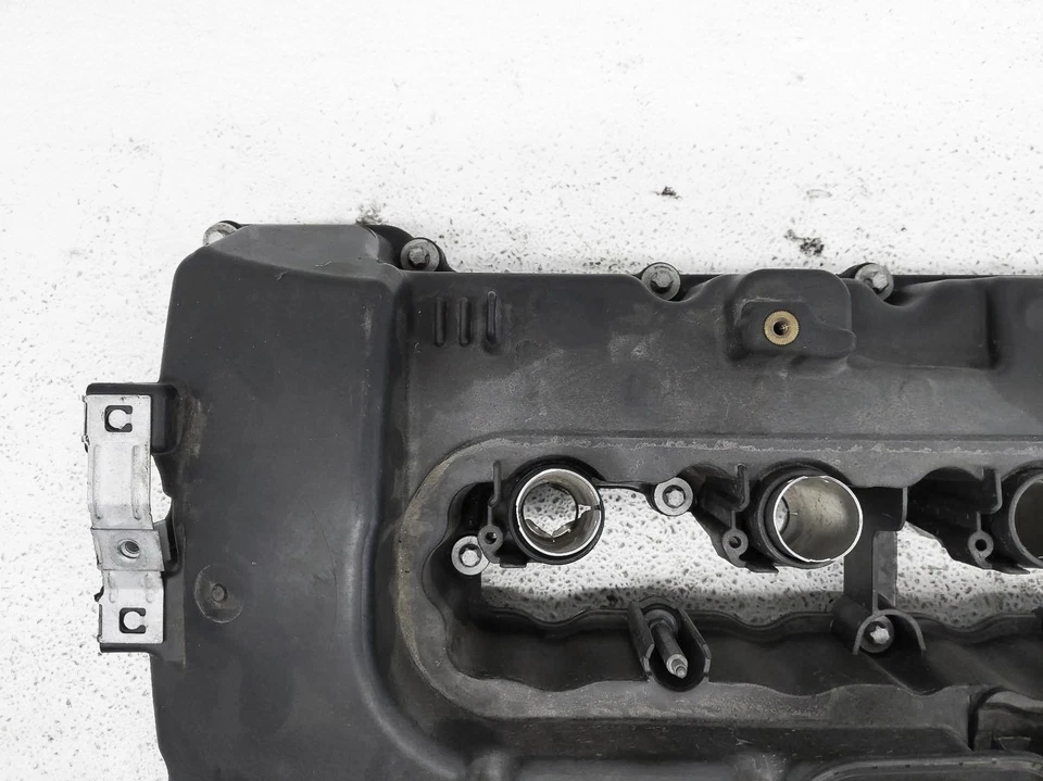 Cubierta de válvula de culata de motor BMW 535I 2008-2010 3,0 L 70312785 *Tubos doblados Foto 3 de 4
