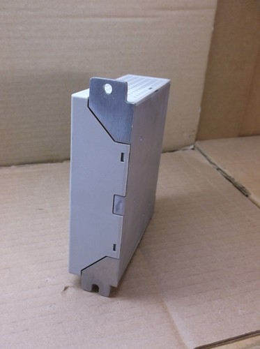 R7D-BPA5L Omron 50W Servomotor Verstärker Treiber R7DBPA5L - Bild 2 von 4