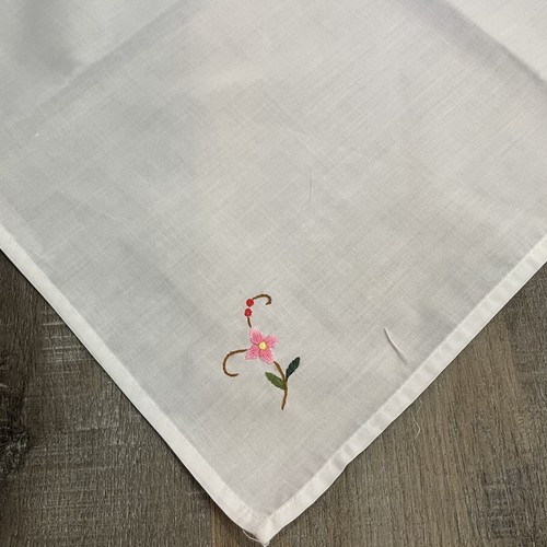 Vtg Napkin Set 6 White Flower Embroidered 16x16 Grandma Pink CottageCore Chic - Picture 17 of 20