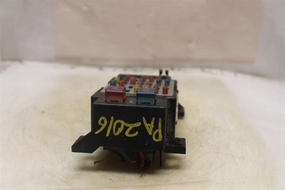 Unidad de conexión relé caja de fusibles Kia Sportage 2001-2002 módulo 0K07B67040 363 2o5-B2 Foto 4 de 4