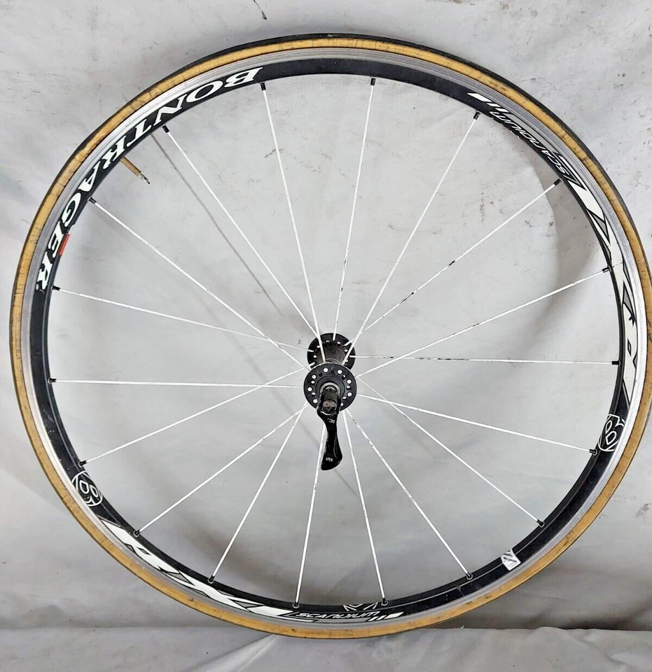 Переднее гоночное колесо дорожного велосипеда Bontrager Race X Lite Scandium 700c 100 мм 20S черное - Изображение 2 из 4