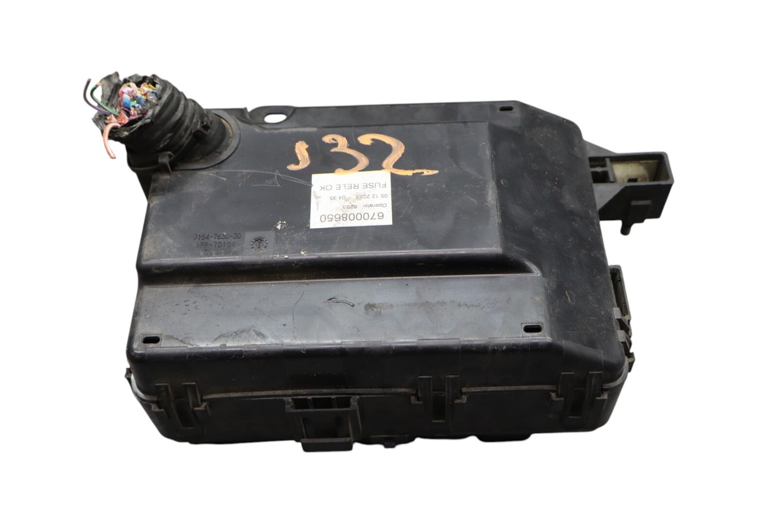 14-17 Maserati Ghibli Engine Fuse Box Battery Relay Assembly 670008650 Oem