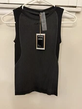 Giro Chrono Sleeveless Base layer, Women's Size Small/Medium, NWT