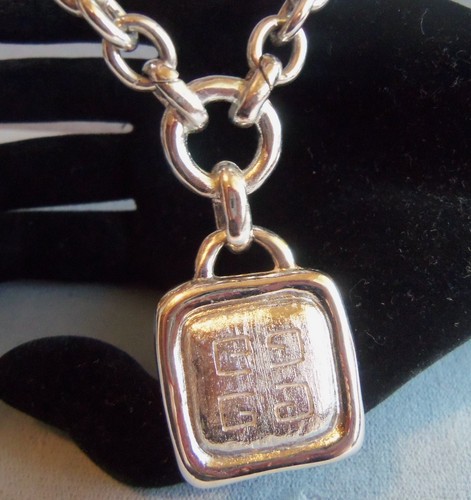 Givenchy/ collection Logo Silver plate Haute Couture Runway Choker Necklace 2 way pendant