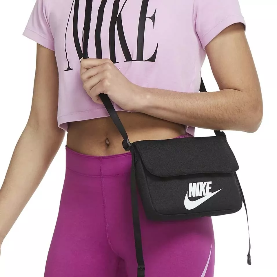 Nike futura deals crop top