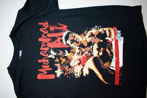 SUPER RARE! 2019 Muhammad Ali Graphic T-Shirt Design By Joe Petruccio Sz Med - Picture 5 of 7