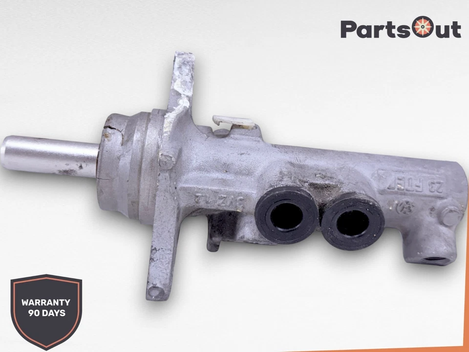 Cilindro de freno maestro Mercedes W204 C300 2008-2014 2044300501 Foto 4 de 4