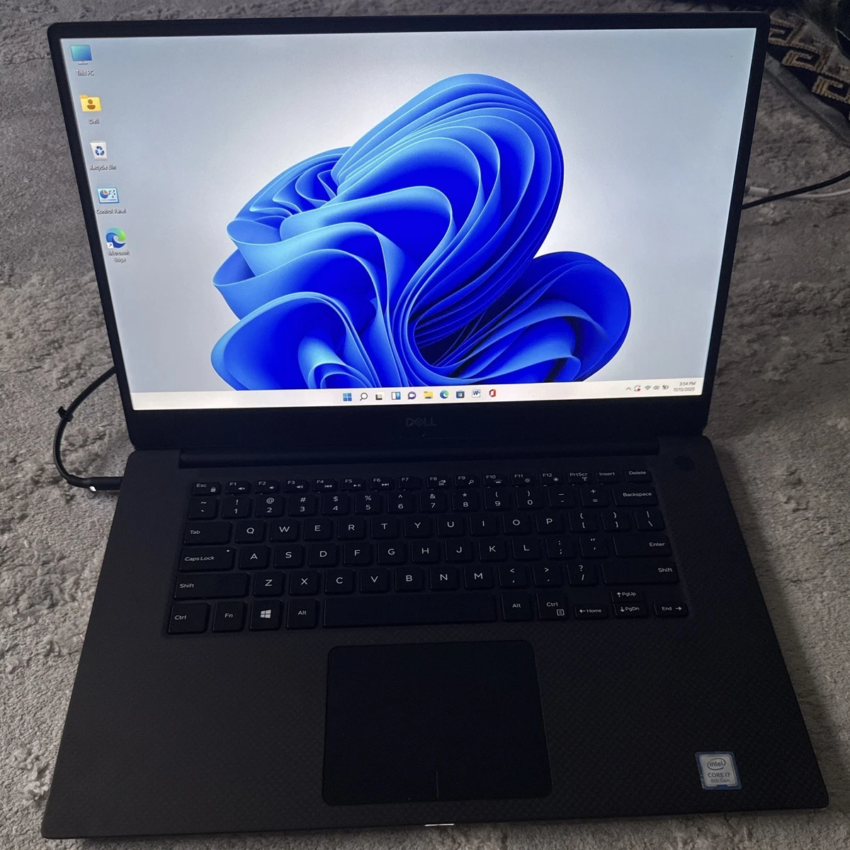 Dell XPS 15 9570 – I7 8ème, 8Go RAM, 256Go SSD, GTX 1050Ti, Batterie Neuve