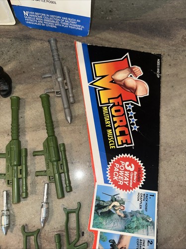 Figura de acción M-Force 1985 militar músculo motorizado paquete de ataque piezas Rambo - Imagen 6 de 17