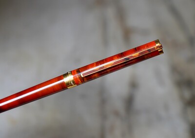 Stylo Plume Dupont Laque De Chine Rouge - Plume En Or Massif 18 Carats - Occasion De Prestige