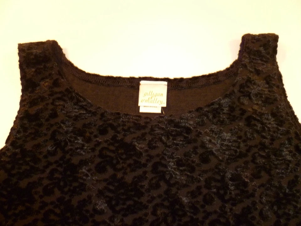 Camisola de terciopelo Gilligan & O'Malley para mujer (3744) Foto 4 de 4