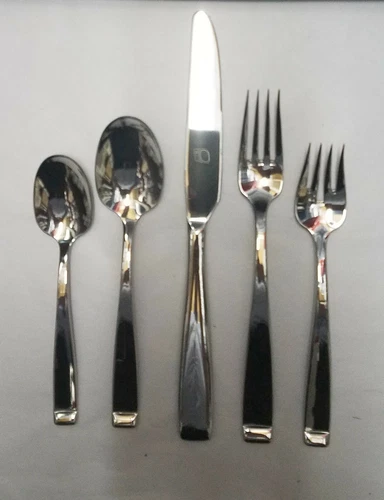 Oneida Forte Place Setting