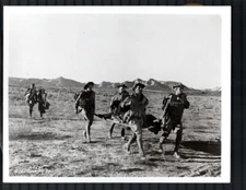 They Came to Cordura 8x10 Still Van Heflin Richard Conte Van Heflin Action