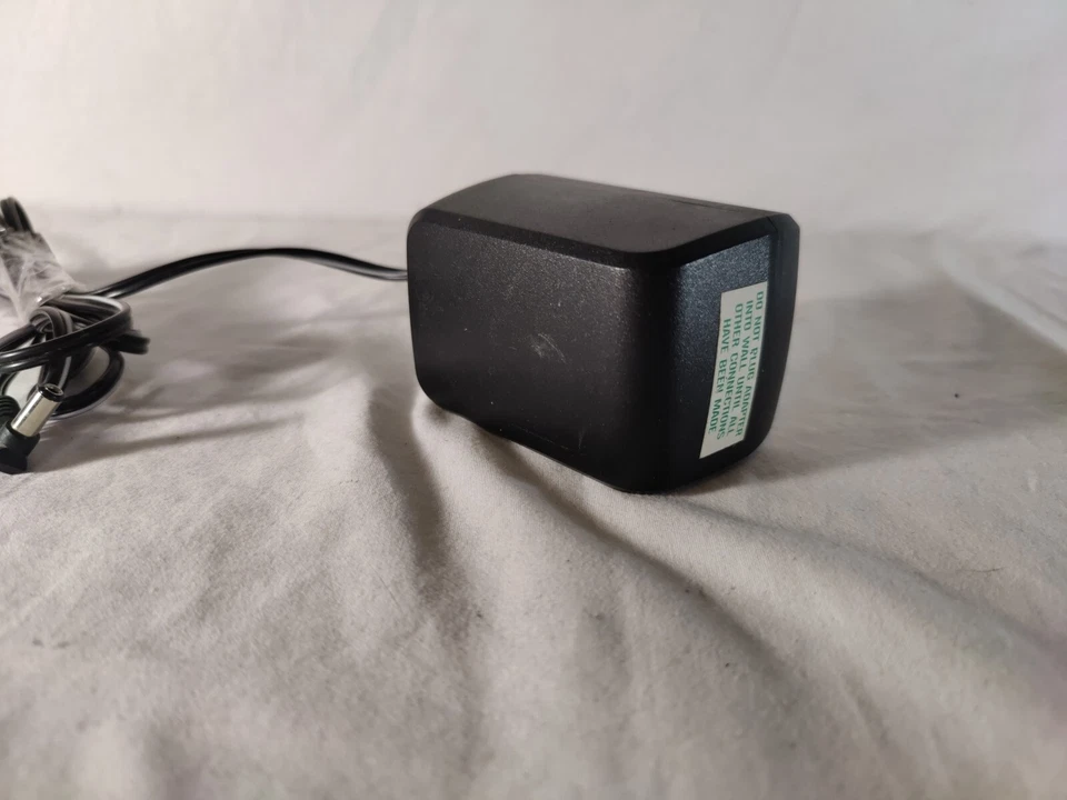 Altec Lansing - A/C Power Supply - 9701-00748 -1UND Output 18V  - Image 3 of 4