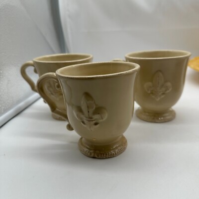 Artimino Fleur De Lis Cream Coffee Mug Set of 3 Mugs Tea Cups Earthenware EUC
