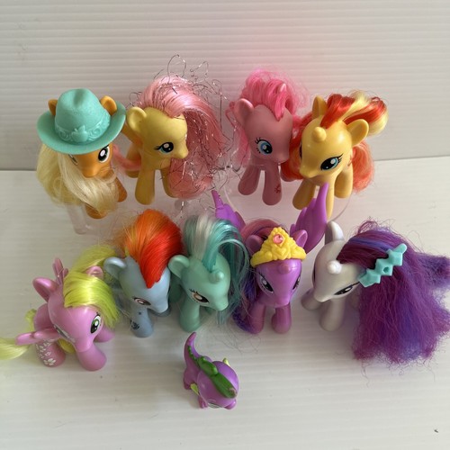 My Little Pony Twilight Sparkle School of Friendship Castle, Ponies, Carriage - Picture 24 of 24