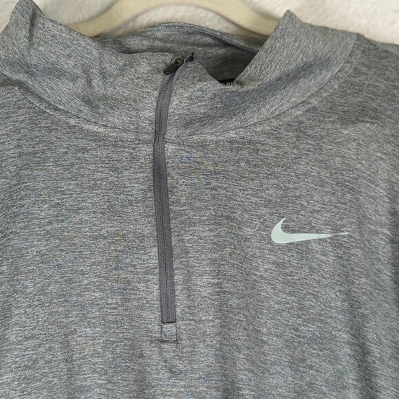Nike Dri-Fit Women's Gray Running Performance Lightweight Zip Pullover Size 2X - Image 3 of 4
