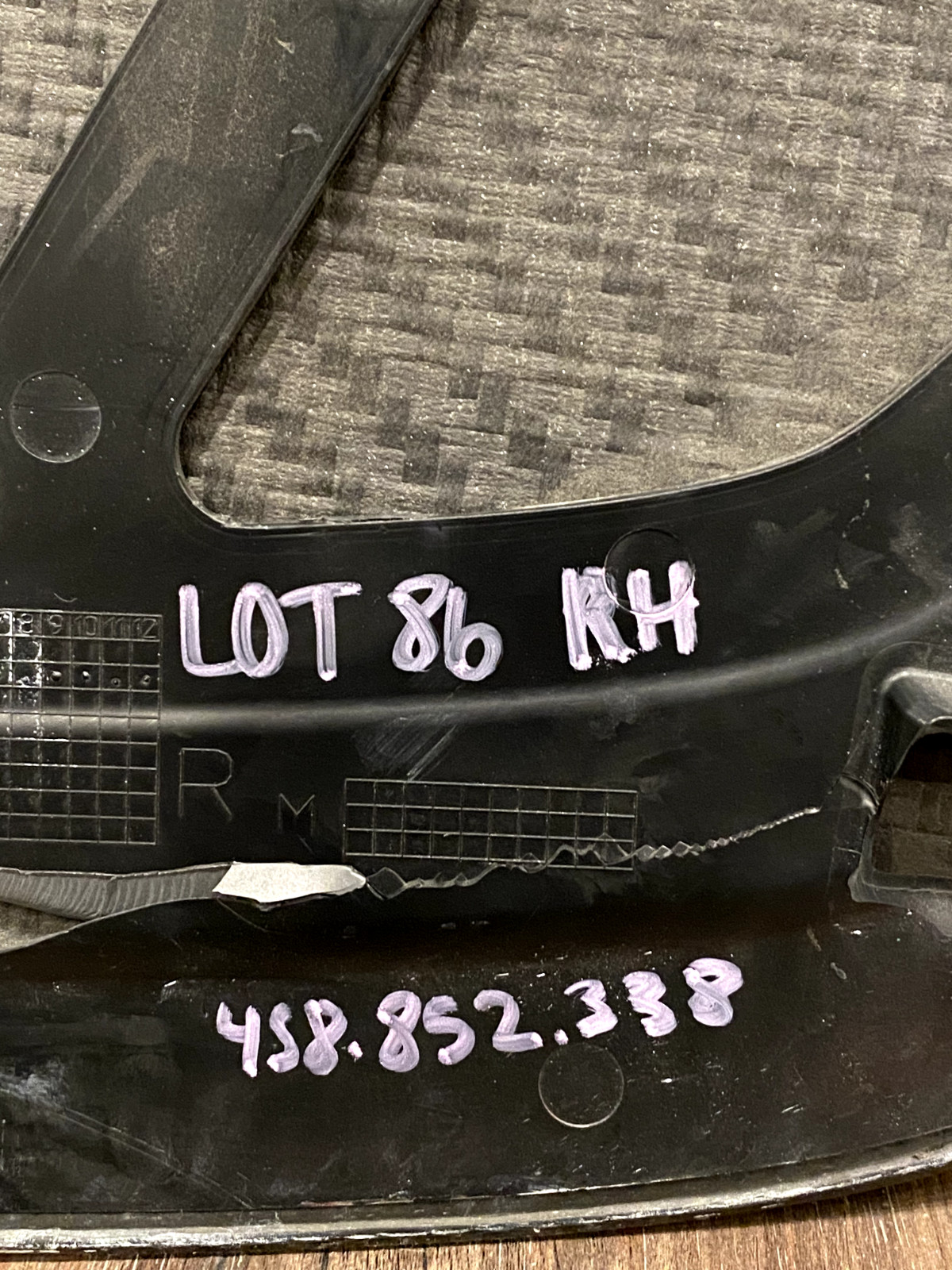 2017 2018 AUDI R8 PLUS FACTORY CARBON FIBER BLADE PASSENGER LOWER RIGHT SIDE OEM