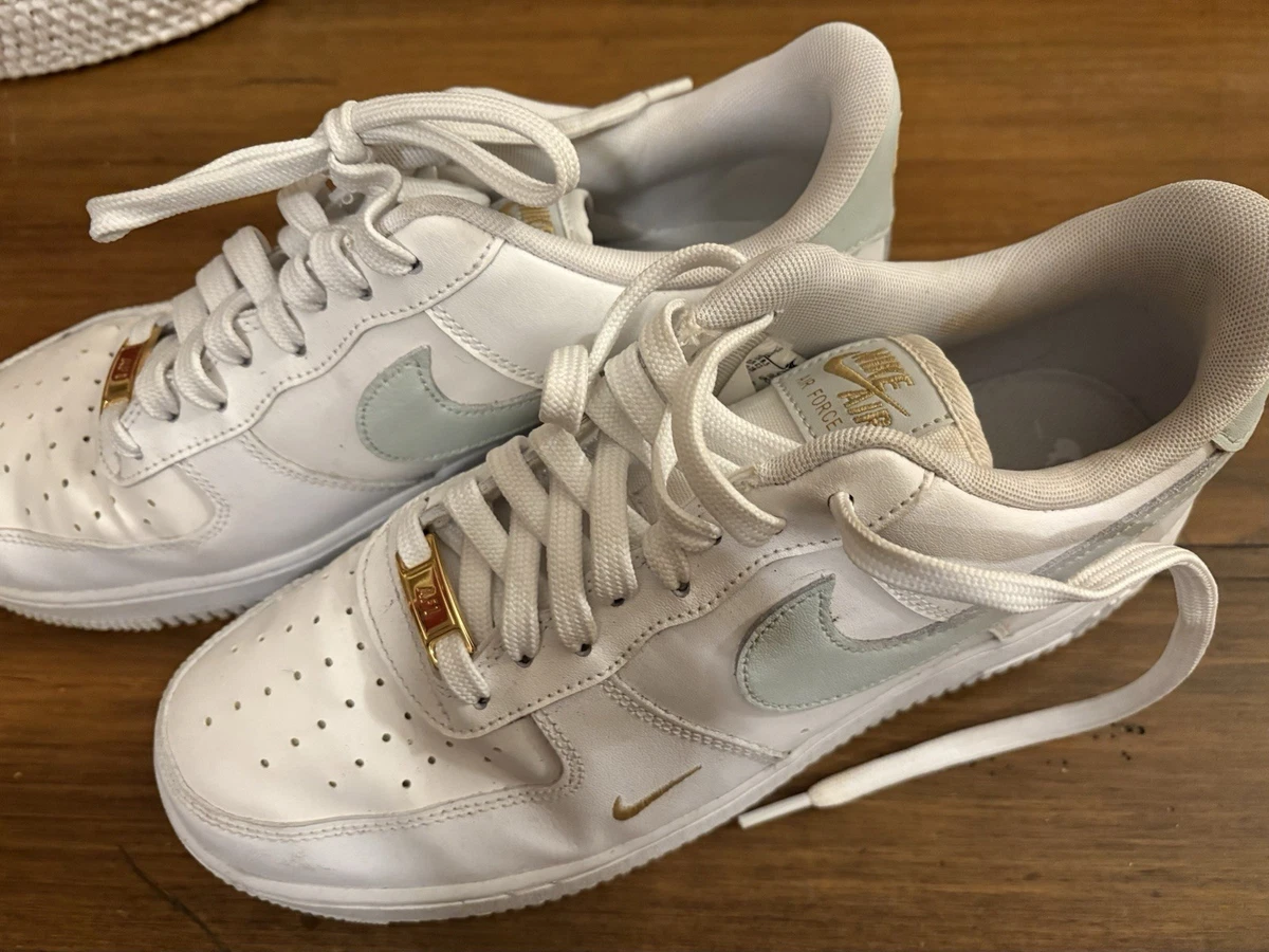 Las mejores ofertas en Nike Air Force 1 White Light Silver W | eBay
