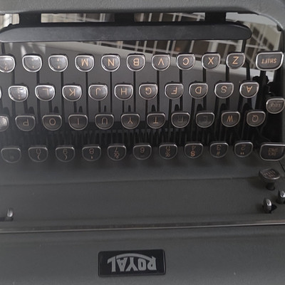 Vintage 1940s Royal KMM Typewriter Grey Works Well Moving Carriage Touch Control