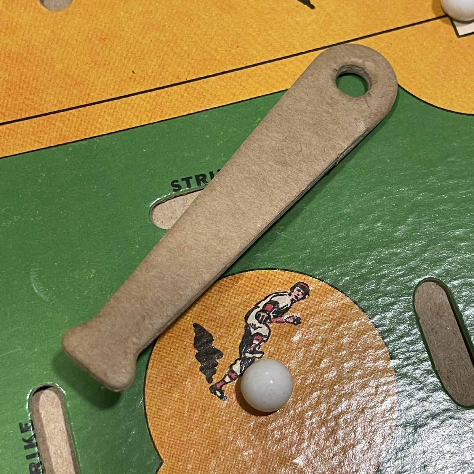 1950 MILTON BRADLEY BASEBALL Board Game Complete With Marbles Rare 4017