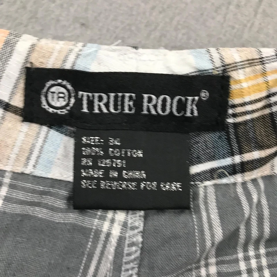 Shorts True Rock Masculino 34 Cinza Xadrez Algodão Frente Plana Carga Novo com etiquetas - Imagem 2 de 4