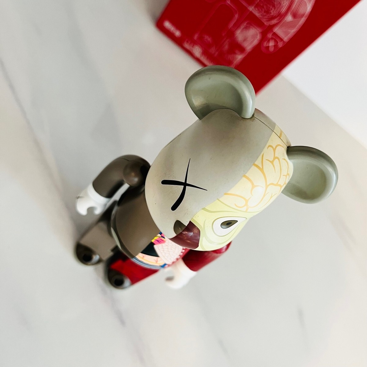 BANDAI BEARBRICK CHOGOKIN 200% KAWS DISSECTED OriginalFAKE BANDAI BEARBRICK CHOGOKIN 200% KAWS DISSECTED OriginalFAKE