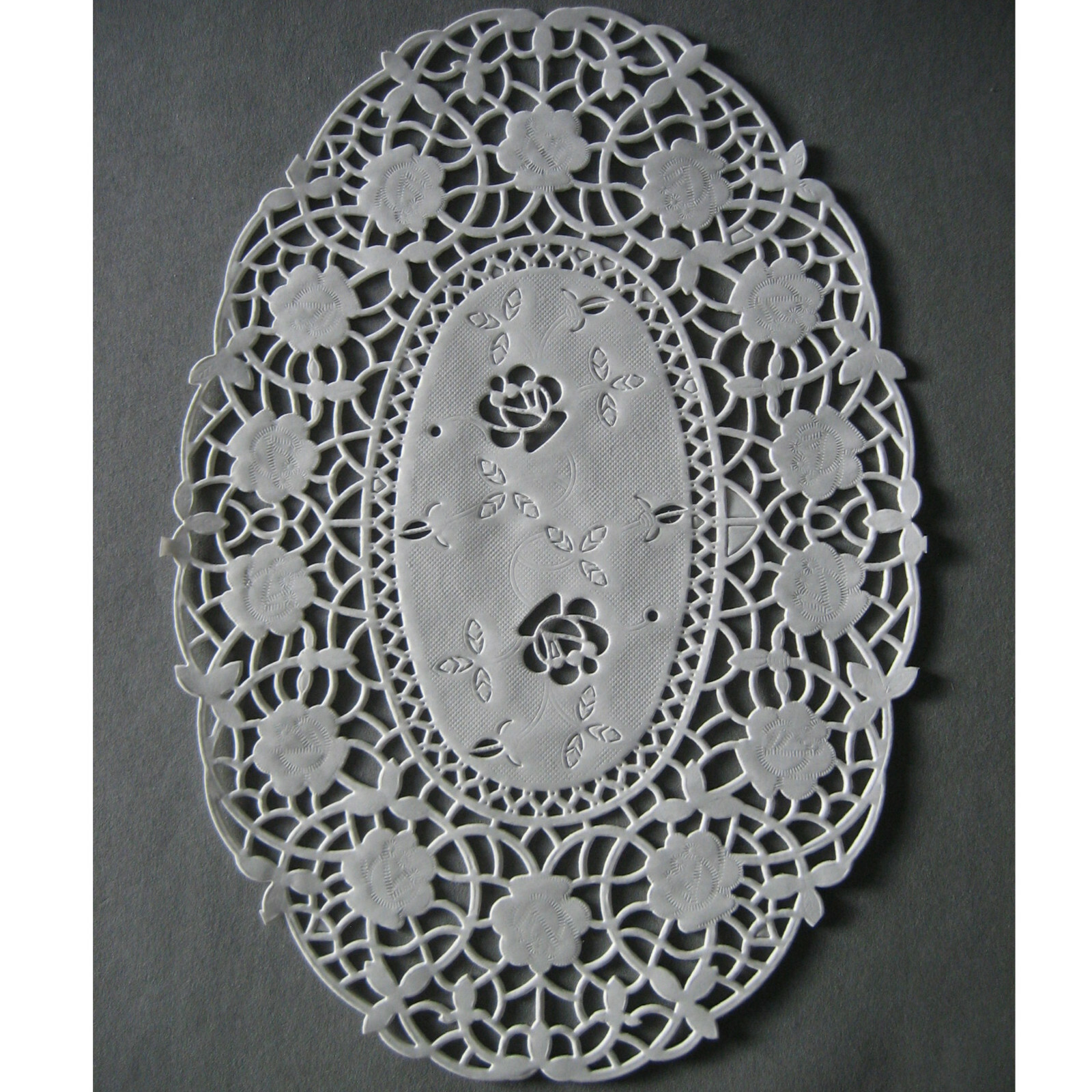 250 Tortenspitzen oval 27x19 cm Tortenpapier Plattenpapier Spitzen Mokkadeckchen