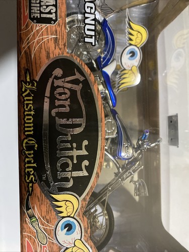 Jada Toys Von Dutch Kustom Cycles  1:10 DRAGNUT  BLUE & White 100% DIE-CAST - Picture 2 of 4