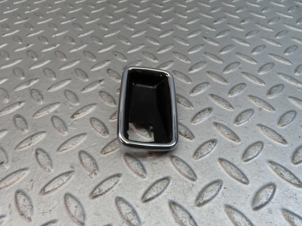 ⚙9611⚙ Mercedes-Benz C123 280CE Coupe Chrome Frame For Door Opener 1087660611 - Image 2 of 4