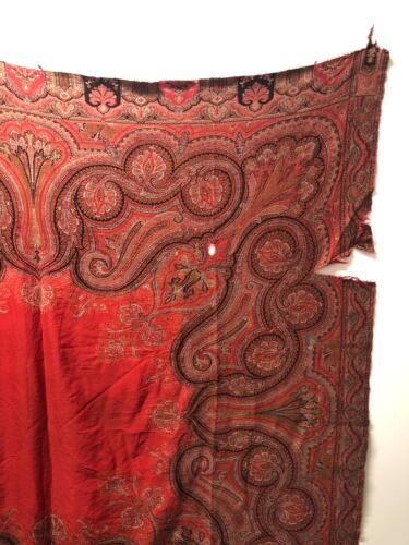 CHAL TAPIZ VINTAGE DE LANA TEJIDA PAISLEY ROJO DAÑOS PARA MANUALIDADES Y PROYECTOS - Imagen 3 de 18