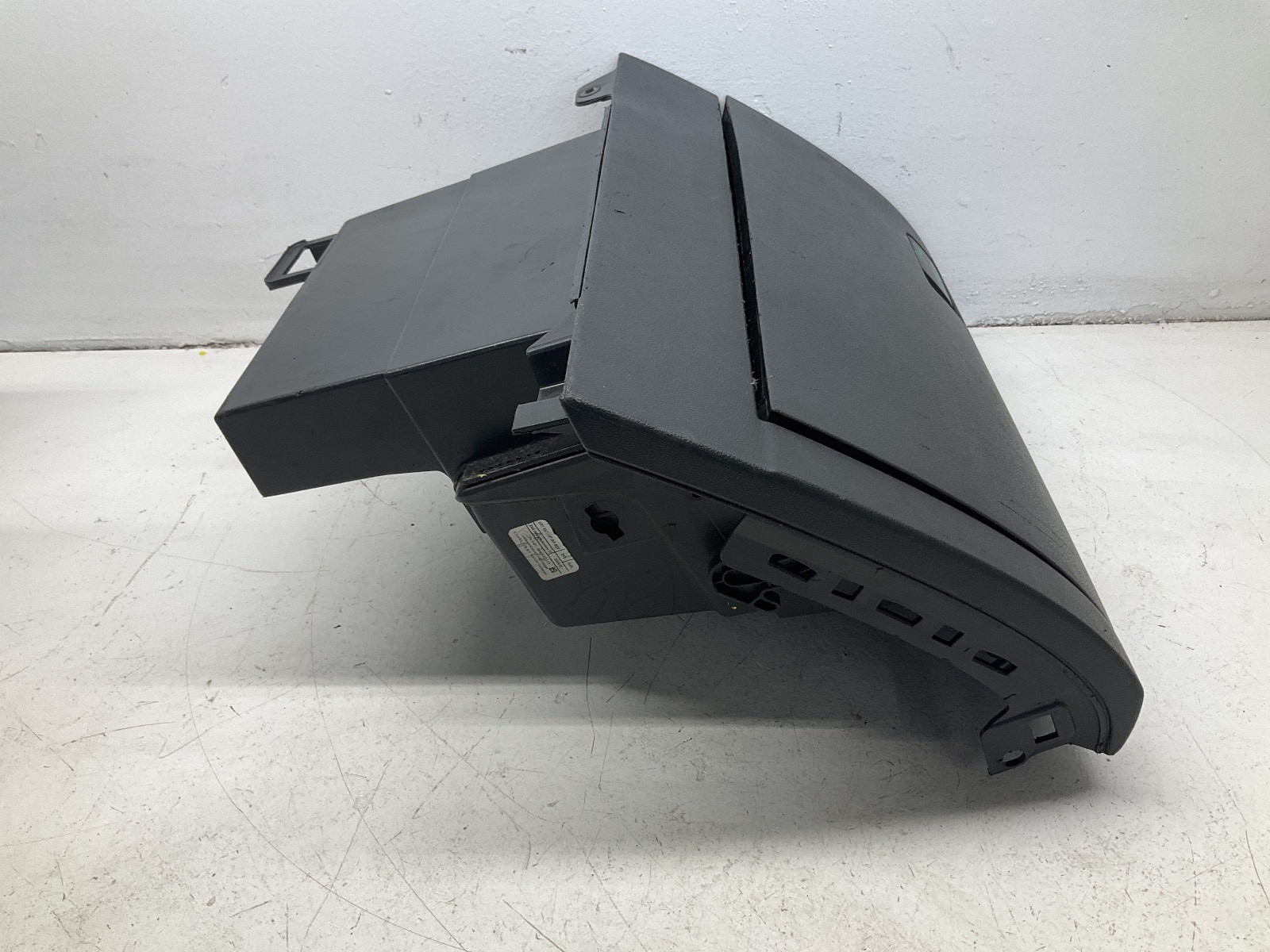 portaoggetti VOLKSWAGEN POLO 2014-2018 6R1857101 6R1857097 6R1857101M82V Usato