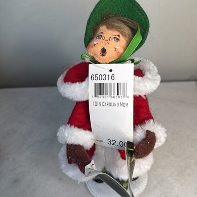 Annalee Caroling Mom Doll 10 Inch Holiday Christmas 2016 NWT 650316