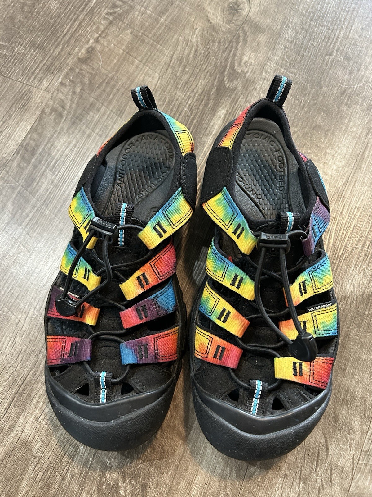 Sandali Keen donna Newport retrò originali taglia 8 5 arcobaleno tie dye scarpe da trekking