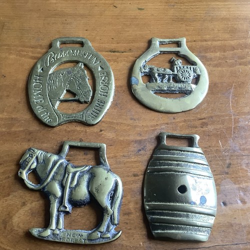 Antique rare Horse Brasses Set of 4 all horse related, c1900 - Picture 1 of 6