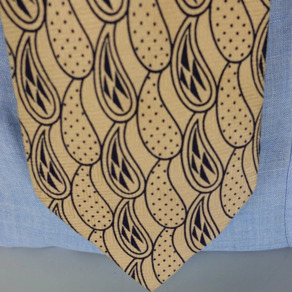 Diseñador Corbata Cuello Hombres Crema Caqui Abstracto Paisley Seda Traje JOSEPH ABBOUD ITALIA Foto 2 de 4