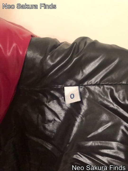 MONCLER DAIM Short Down Jacket Raspberry Women Si… - image 4