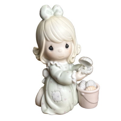 Precious Moments ''It Is No Secret What God Can Do'' Figurine (7B)