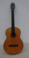 Vecchia chitarra acustica cm 100 circa