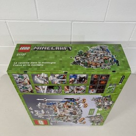 LEGO Minecraft The Mountain Cave 21137 MISB Collectors Condition