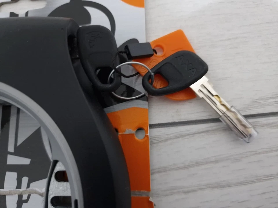 AXA Victory Bicycle Frame Lock Cycling Lock Safety Index 14 NEW - Image 2 of 4