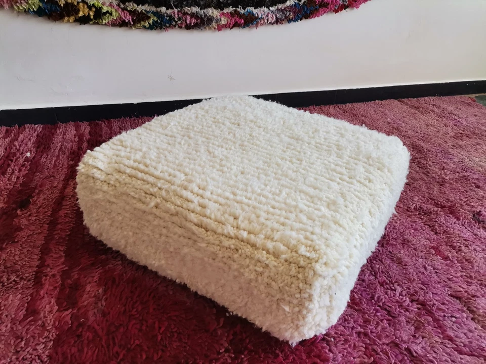 Puf hecho a mano marroquí bereber blanco Kilim alfombra cojín de piso reposapiés otomano Foto 3 de 4